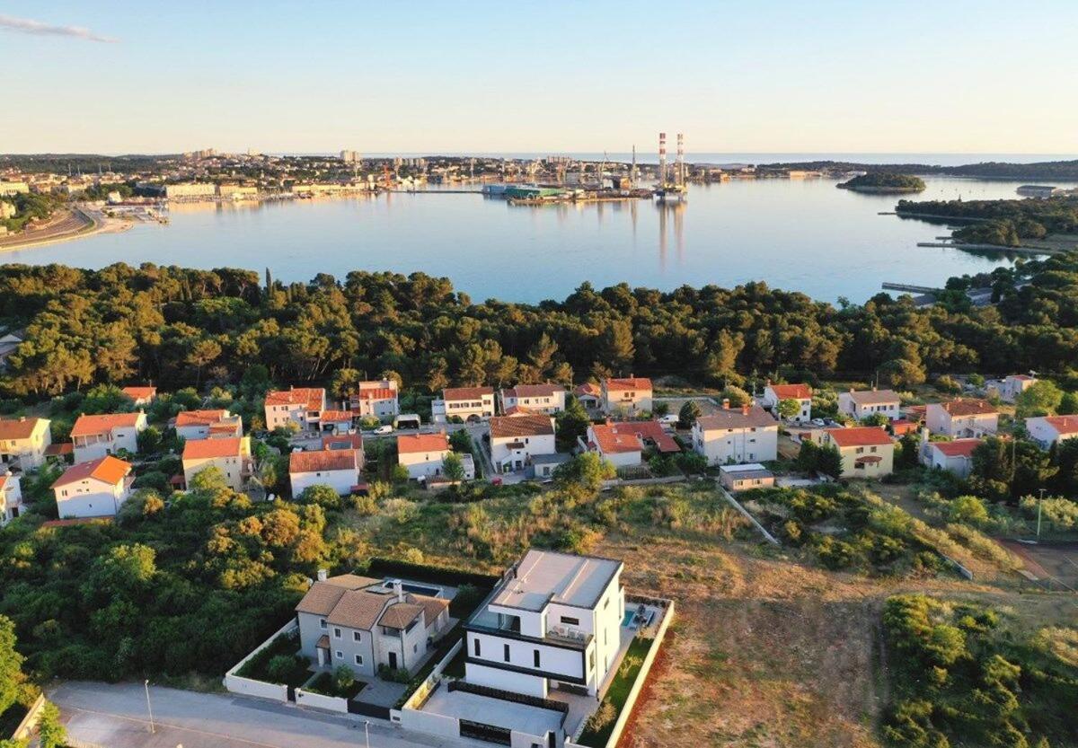 Villa Aquarius Pula Bagian luar foto
