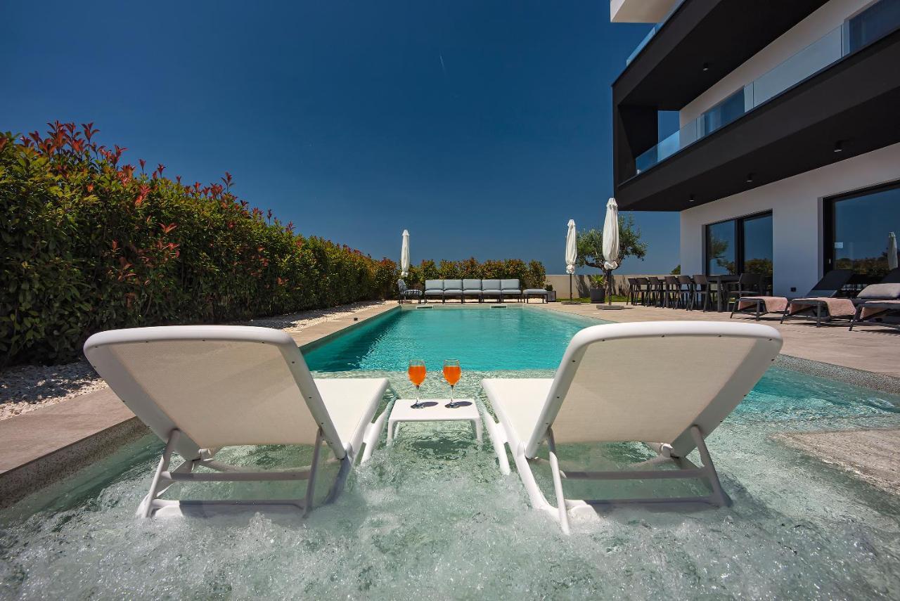 Villa Aquarius Pula Bagian luar foto